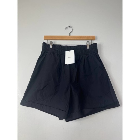 NWT A.L.C. Kaleb Pull On High Rise Fixed Cuff Black Casual Short - Picture 2 of 8